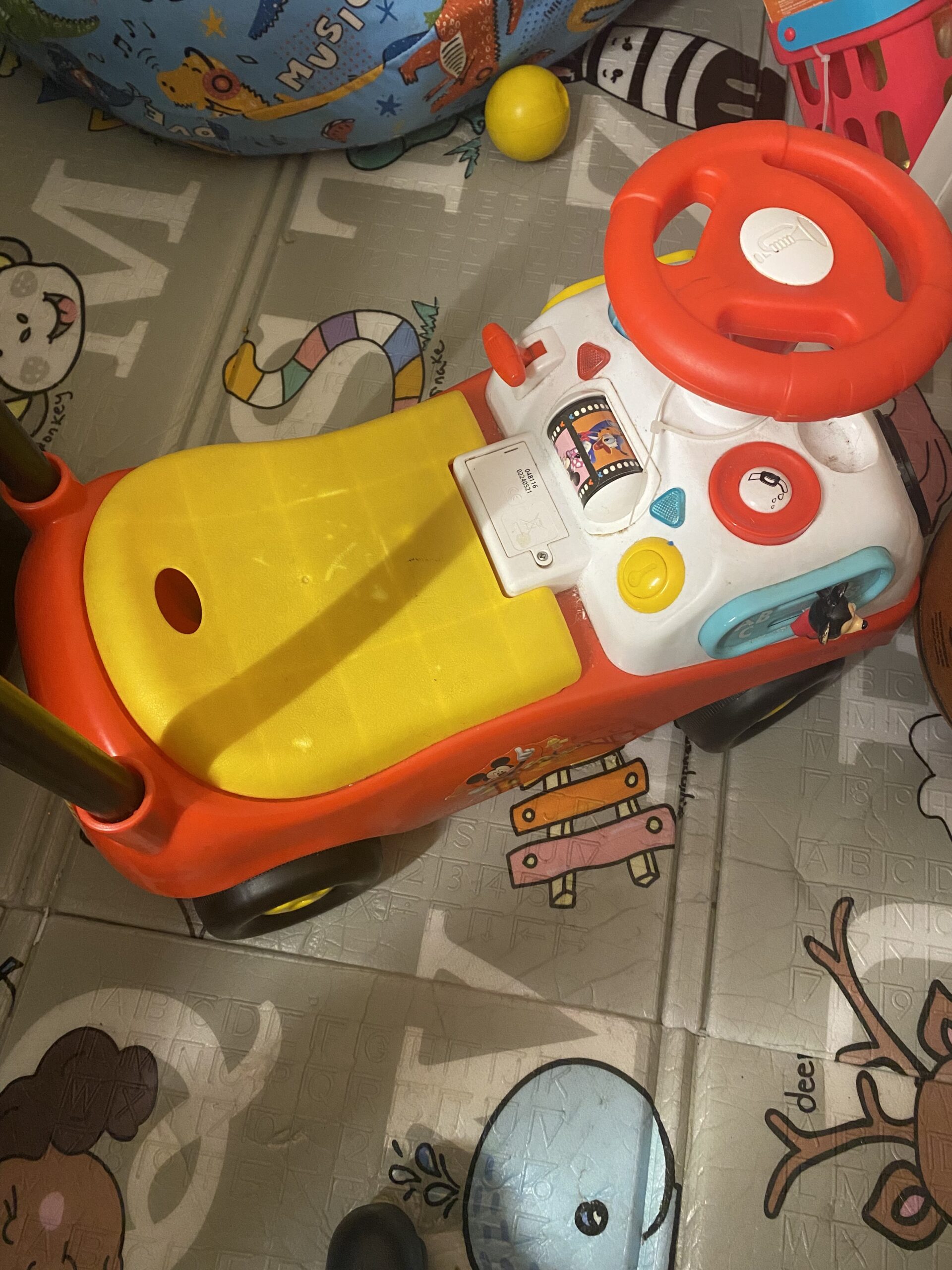 IMG_6336 Kiddieland Disney Mickey Mouse Frame Deluxe Activity Ride-on - Image 1