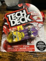 TECH DECK FINGER BOARD